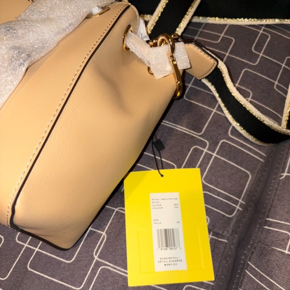 Marc Jacobs The Bucket Bag - Picture 5 of 7